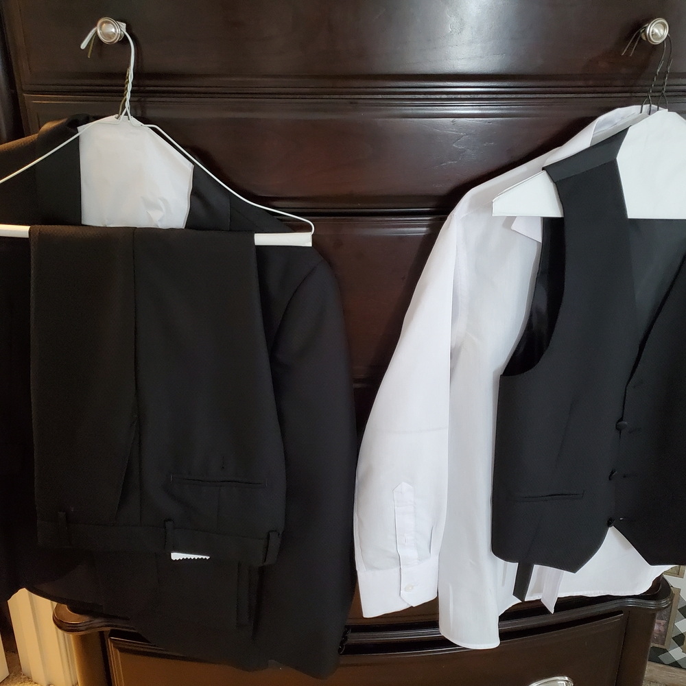 Classic Black Men's Suit and Vest Set